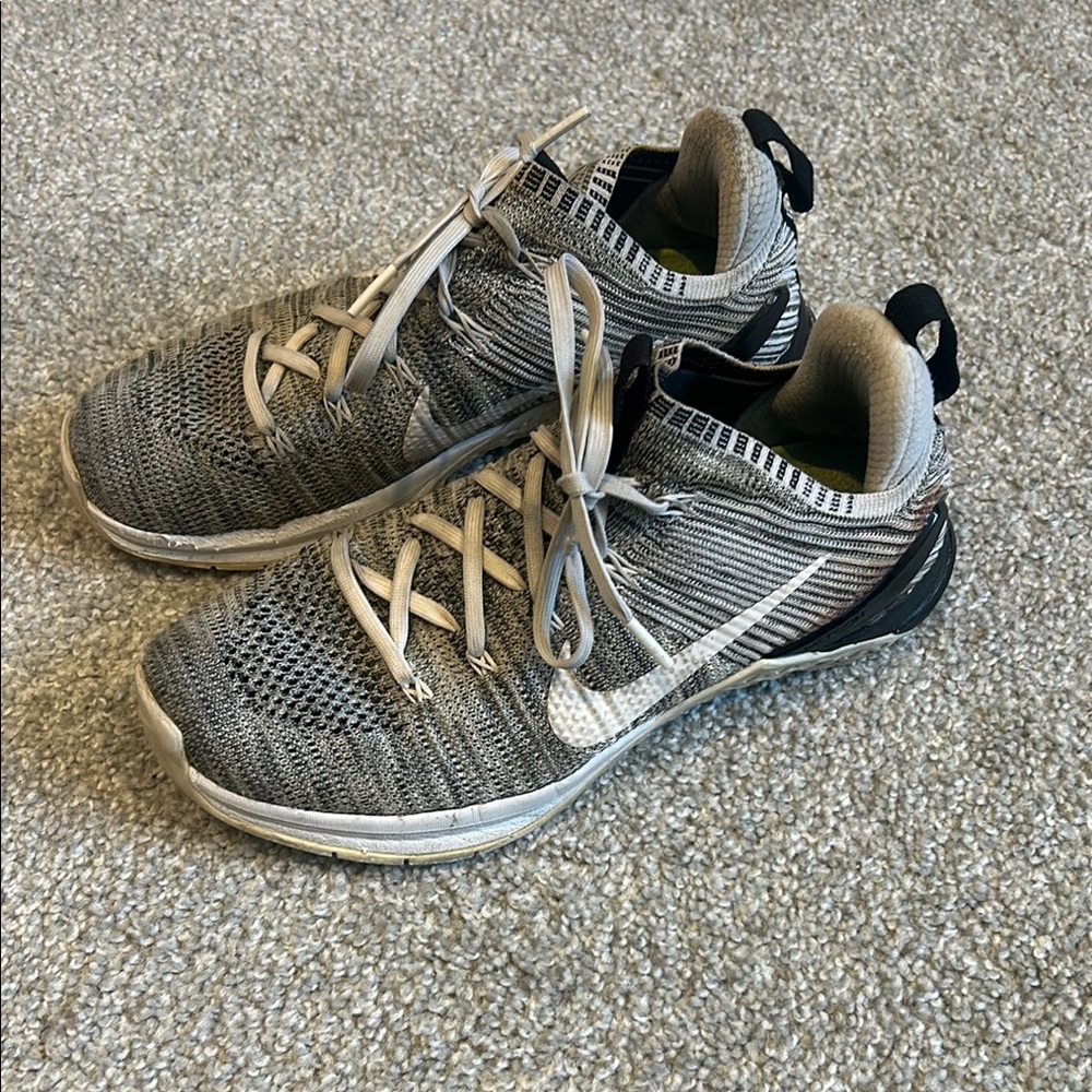 Nike Gray and Black Knit Metcons